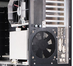 Lian Li PC-V2000A Plus II L�fter hinten